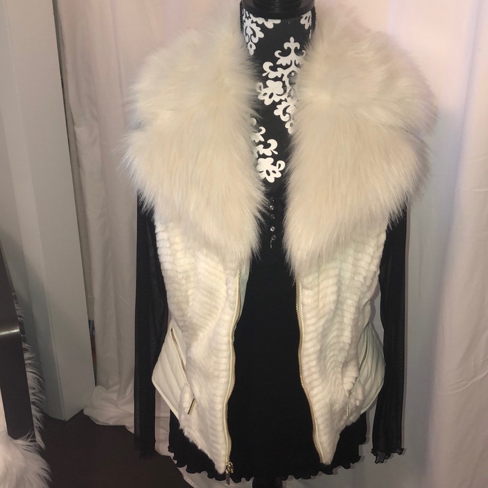 ~Glamorous~ GUESS~ Vest ~NWT ~ - Picture 7 of 15